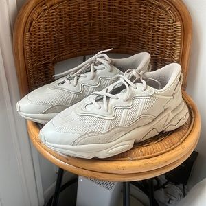 Only worn once Adidas Ozweego